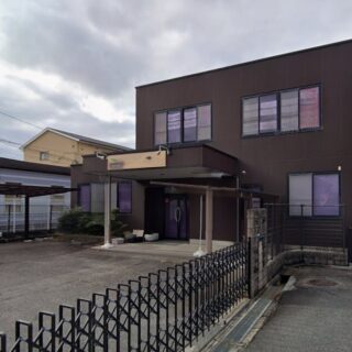 滋賀県草津市 JR草津駅徒歩20分 一棟 全体約61坪 貸店舗事務所 テナント 業種応相談可 駐車場有