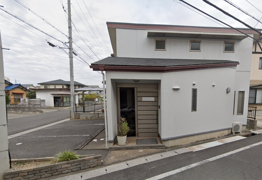 滋賀県近江八幡市 約11坪 貸店舗テナント 駐車場3台有 駅近 徒歩6分