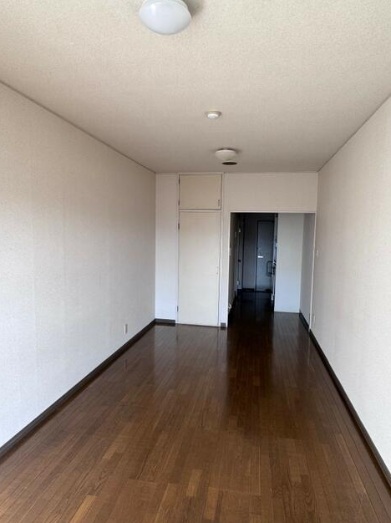 滋賀県草津市 JR南草津駅徒歩17分 3階 約8坪 ワンルーム型 事務所向きテナント