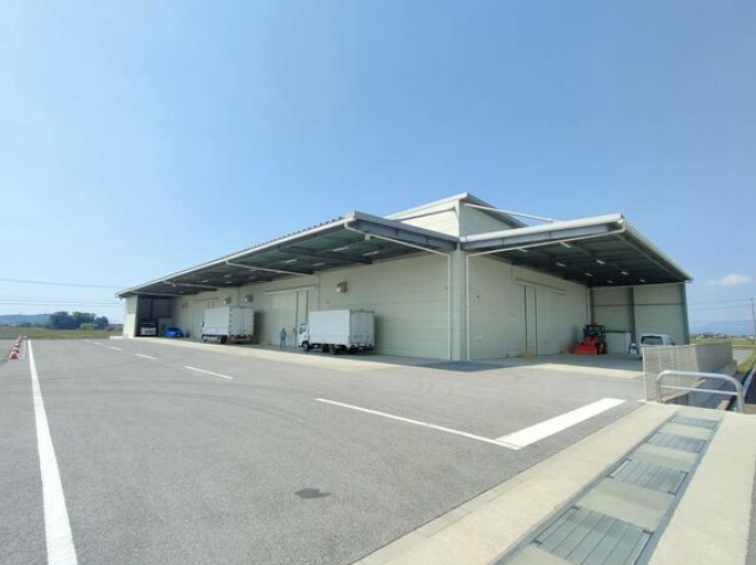 愛知郡愛荘町　約４１９坪倉庫テナント