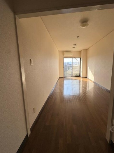 滋賀県草津市 JR南草津駅徒歩17分 3階 約8坪 ワンルーム型 事務所向きテナント