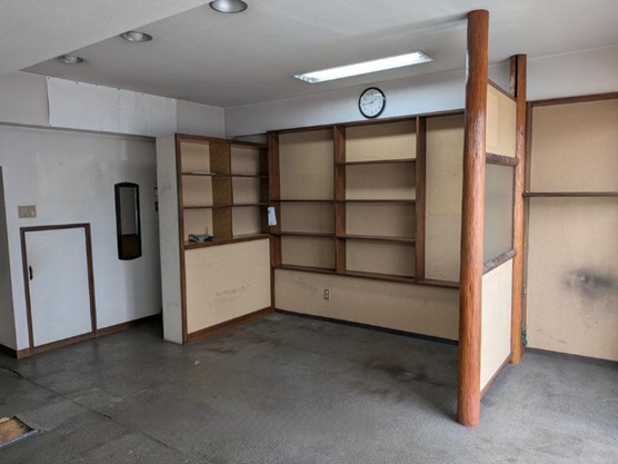 滋賀県草津市 国道1号線沿い 1-2階 約20坪 貸店舗事務所テナント 駐車場2台有